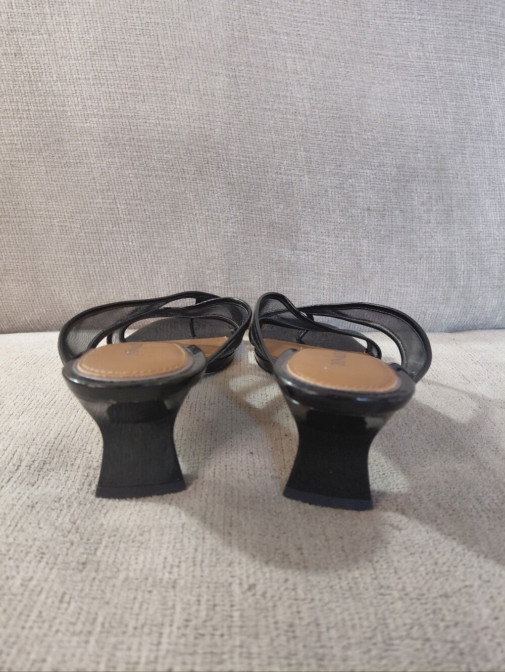 Donald J. Pliner Kiss Black Patent Nylon Mesh Strappy Mule Sandals Size 8.5 - Picture 8 of 11